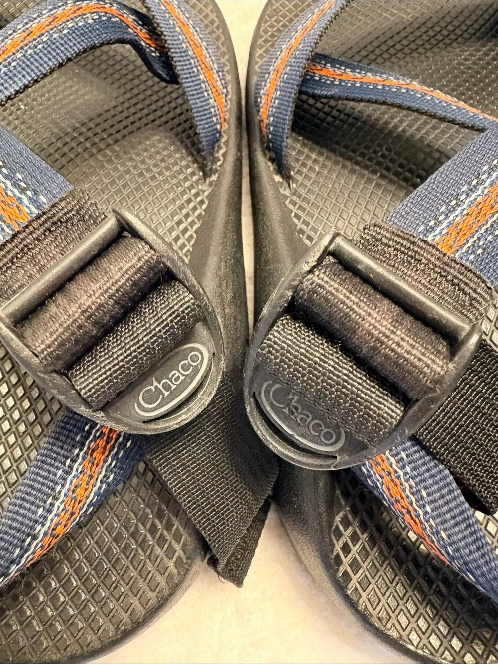 Chaco Men’s Z1 Classic Navy/Orange Strappy Sport Sandals Vibram Sole Size 10